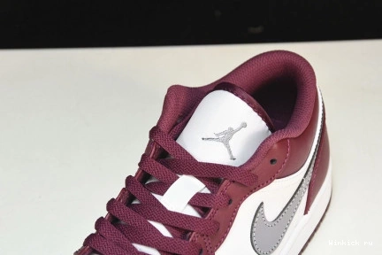 White 1 Low Bordeaux Jordan 1029